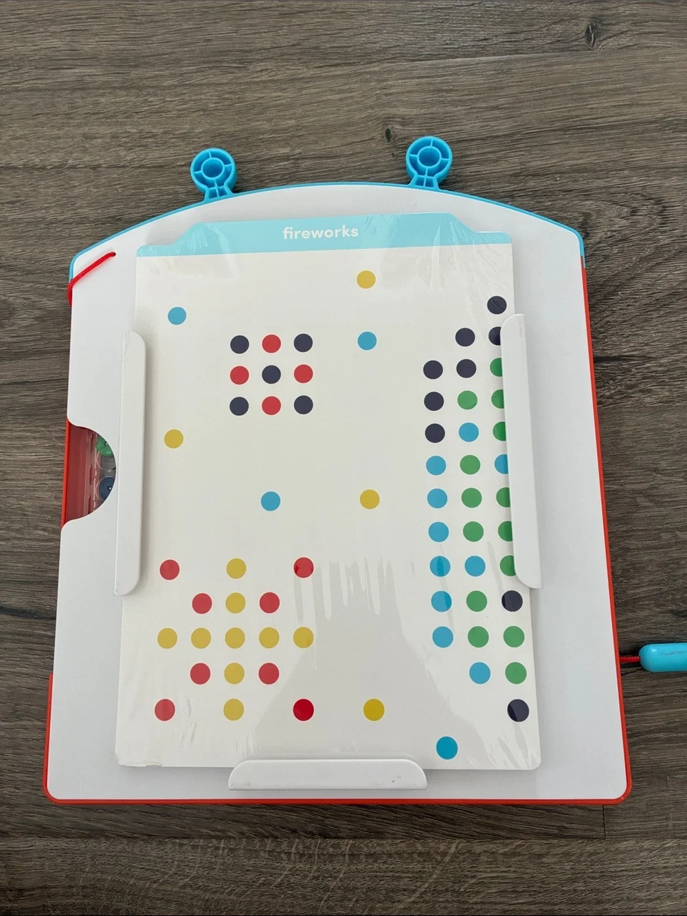 Giggle Scape Kids Magnetic Peg Board Toy